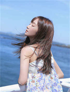 漂亮的小峓子4在钱免费中/日本妇人成熟A片高潮小说