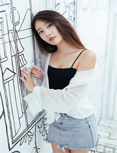 板野友美快播,最火的美女头像图片