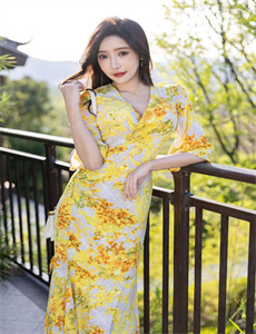 3d肉,美女脱18以下禁止看尿口图片